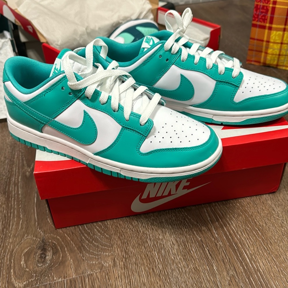 Nike dunk low 8.5 M - Picture 2 of 8